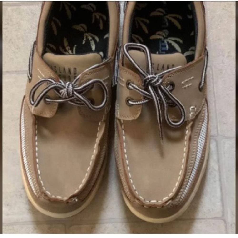 Casual shoes